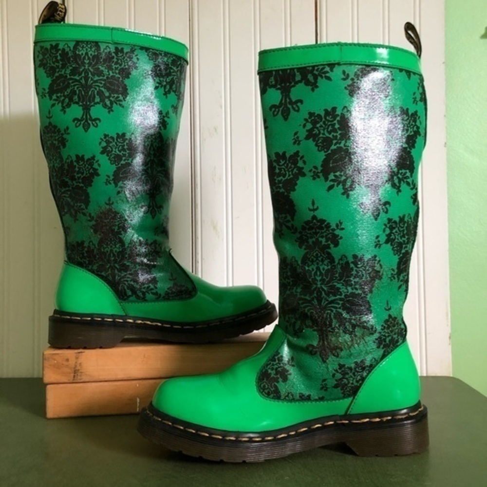 Dr Martens NELLIE Tall/Knee Patent Leather Festival Boots - Picture 2 of 7